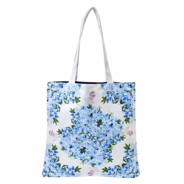 シンデレラ トートバッグ/価格4,950円 (税込)、サイズ：縦約39×横39×厚み1(cm)、持ち手：約28(cm)、素材：表地･裏地(ポリエステル)＊オープンタイプ