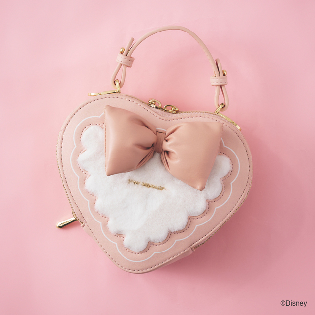 『おしゃれキャット』「ディズニー マリー」コレクション ハート型ショルダーバッグ  ￥19,800-｜SAMANTHAVEGA（サマンサベガ）