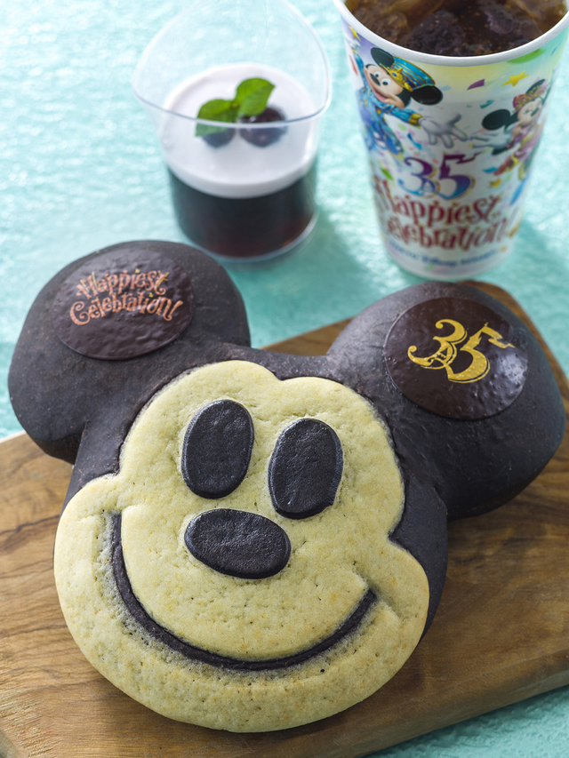 スペシャルセット 1,070円｜東京ディズニーランド「スウィートハート・カフェ」｜2019年1月9日〜3月25日｜「東京ディズニーリゾート35周年グランドフィナーレ」スペシャルメニュー