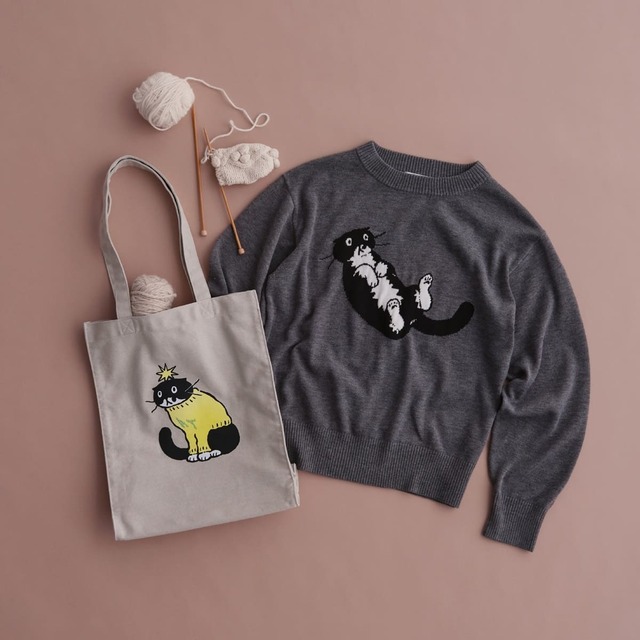 【Afternoon Tea LIVING×チェ・ヨンジュ】ジャカードプルオーバー 7,480円、トートバッグ 4,400円