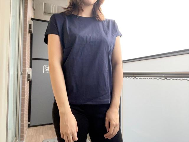 【ユニクロ スムースコットンフレンチスリーブT】ネイビーMサイズ　ゆったり着られる