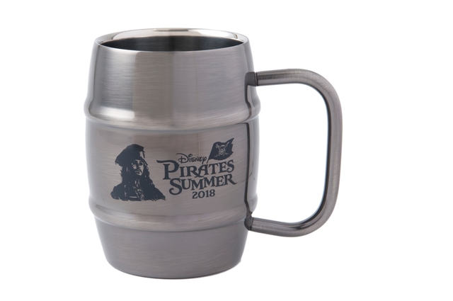 ステンレスマグ ¥2,200 ※直径約9（飲み口の直径約7.5）×高さ約11cm｜東京ディズニーシー「ディズニー・パイレーツ・サマー」2018年