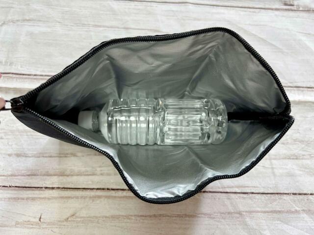 【otonaMUSE（オトナミューズ）7月号増刊】マチなしでも500mlのペットボトルが楽々入ります！