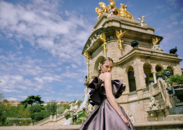 クラウディア|「ST(サチコツツイ)」新作ウェディングドレス|STB0009_Grayishpurple