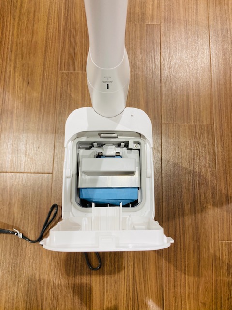 Panasonic「MC-NS10K」のダストボックス「クリーンドック」