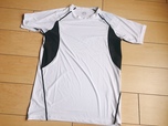 【ワークマン ICE ARMOUR(アイス アーマー)半袖クルーネック】価格：980円（税込）脇下は風を通しやすい加工が