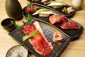 大人気の肉寿司が食べ放題！