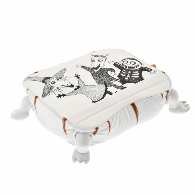 ロック、ショック、バレル クッション パソコン用 Tim Burton's The Nightmare Before Christmas 5,500円