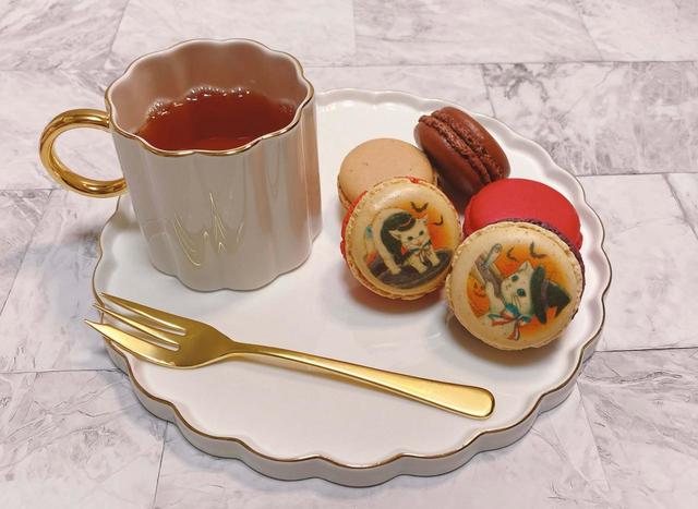 【Francfranc（フランフラン）】プレートMにマグを乗せてスイーツを盛りつけてもかわいい！