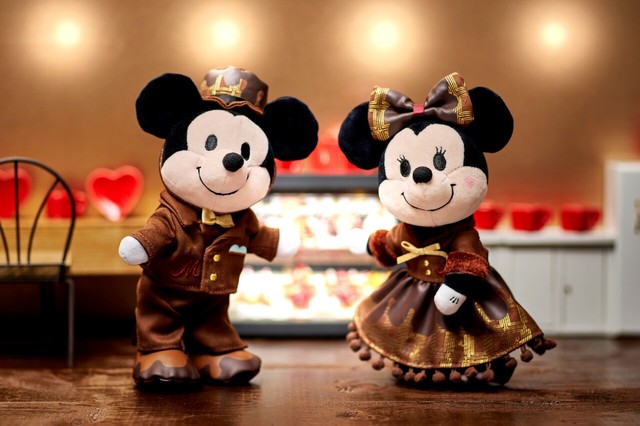 バレンタインの特別な日にぴったりなドレッシーで華やかな雰囲気のnuiMOs専用コスチュームも発売