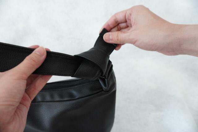 結び目の位置は自由に変えられる