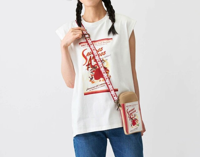 スマートフォンショルダーバッグ「三人の騎士」|¥4,990 (税込)