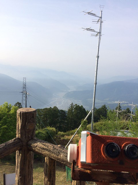 空気が澄んでいるときは、大井川が海まで続くのが見えるそう
