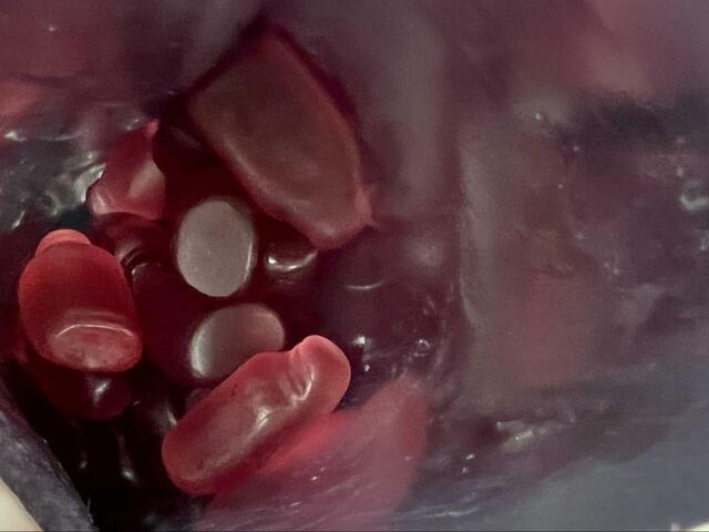 【ダイソー ヨーグルトグミ ぶどう味】サイズが小さい分量が少し多く感じる