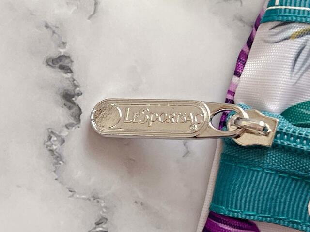 引き手ももちろんレスポのロゴ入り！