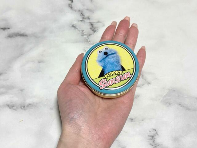 【プチキャン パペットスンスン】サイズは(約)横幅11.5×高さ8×奥行き2.2cm。手のひらに収まる大きさです