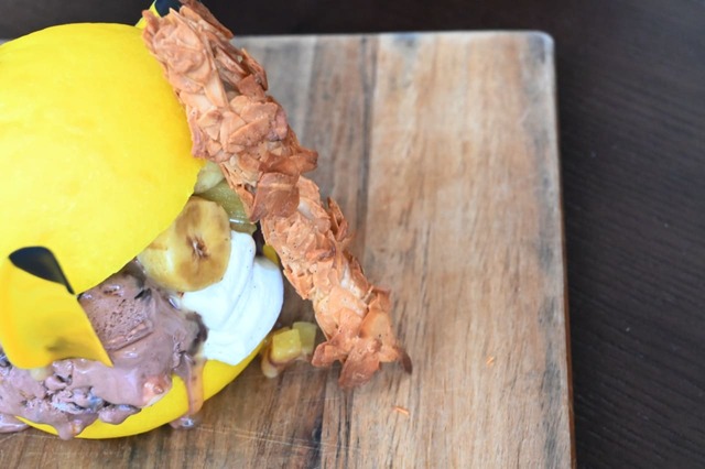 尻尾をイメージして作られたアーモンドチュイール