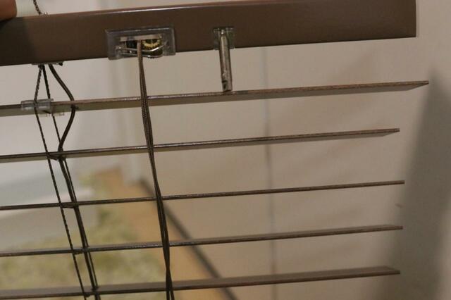 【ニトリ 木製ブラインド(ヴェントMBR 60x138)】深みのあるミドルブラウンを選択