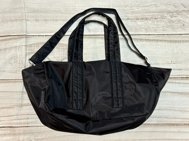 【GU ナイロンボストンバッグ MN】価格：2,990円（税込）