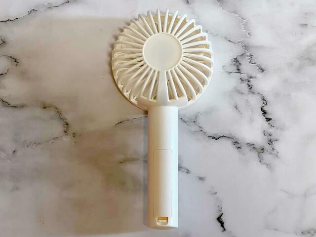 【cookpad plus クックパッドプラス 2023年 夏号増刊】背面は無地でシンプル！