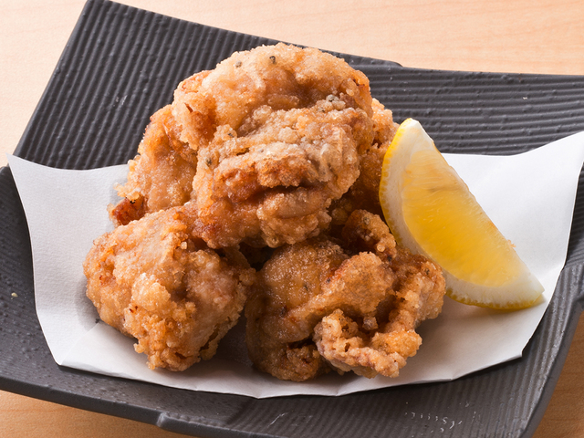 30分 100円「からあげ食べ放題」