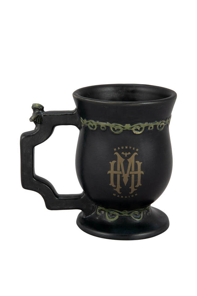 マグカップ 2,900円|サイズ:直径約9×高さ約12cm|東京ディズニーリゾート「ディズニーストーリービヨンド」グッズ|販売店舗:東京ディズニーランド「キングダム・トレジャー」|発売日:2023年1月26日(木)