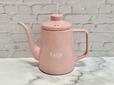 カルディ オンラインストア限定　ホーロードリップケトル 1.0リットル（ペールピンク）／税込4,290円