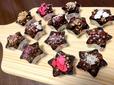 キラキラのデコレーションが可愛いチョコクランチ！