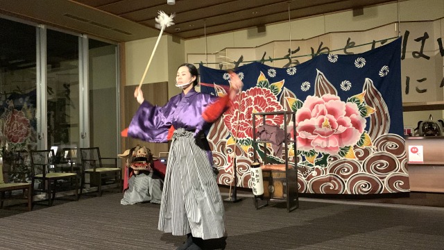 さっきまでお世話をしてくれていたスタッフさんが演じてくれるのが素敵