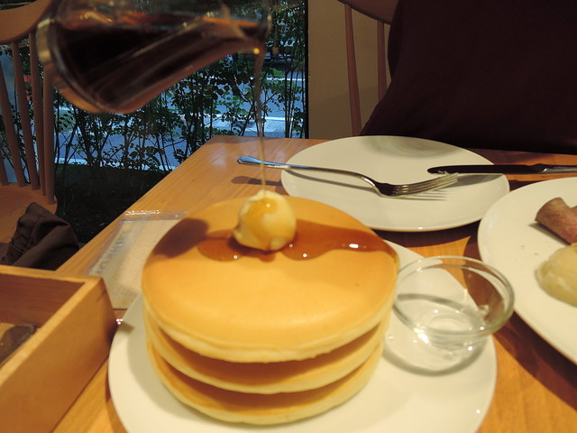 Pancake Ristorante（パンケーキ リストランテ）　「ローストビーフ オリジナルソース添え」パンケーキ