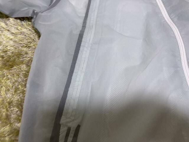 【ワークマン 透湿レインパーカーポンチョ】レインウェアに見えないレインウェア