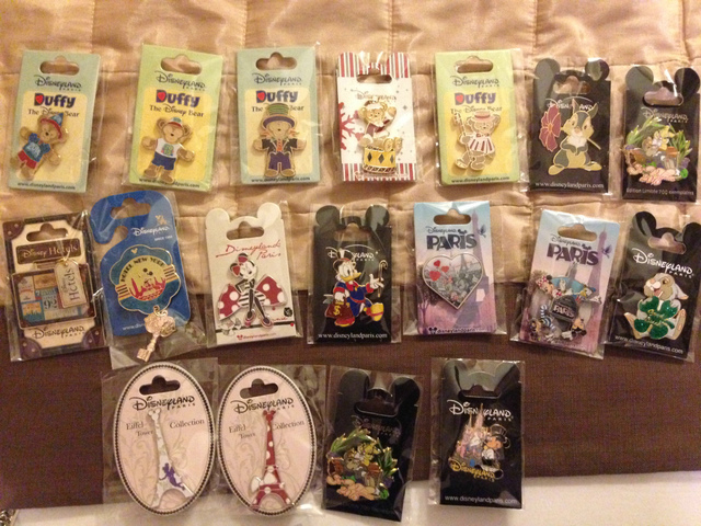 エッフェル塔やホテルのピンはもちろんパリ限定です!