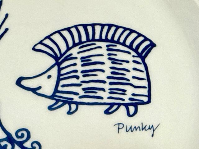 【cookpad plus 2025年春号付録】モヒカン風のルックスのパンキーは、ちょっとかっこつけの男の子です♪