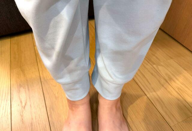 【Recoverypro Lab. 疲労回復ウェア SNOOPY】ロングパンツは適度な裾絞りで内部の温かさをキープ◎