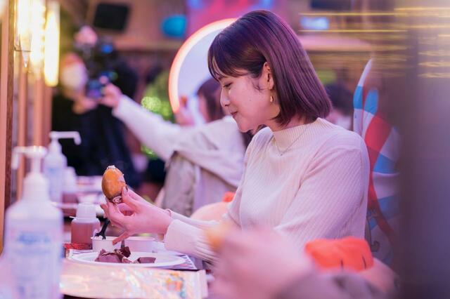 マグマやきいも電車