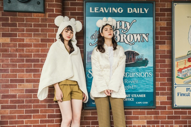 アースカラーと合わせたコーデ