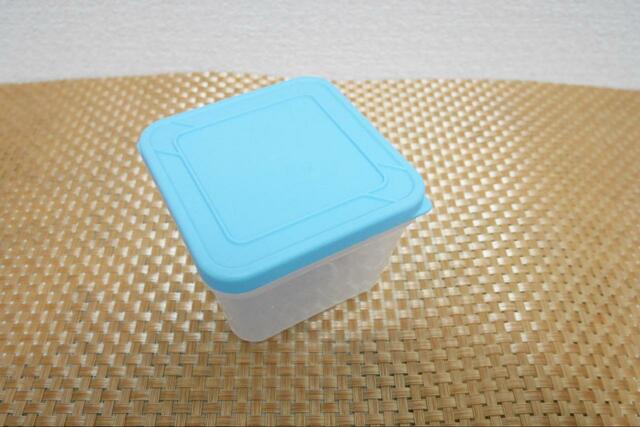 【トップバリュ フタがそのままトングになる保存容器】アウトドアシーンでも大活躍