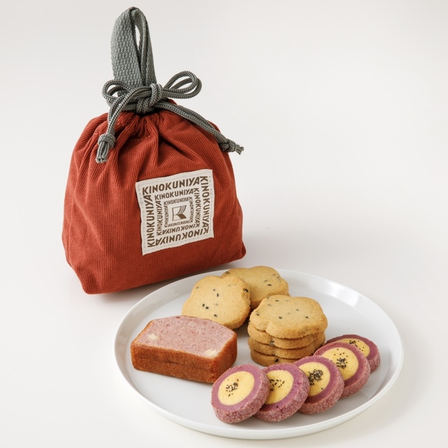 【紀ノ国屋　コーデュロイスイーツバッグ／テラコッタ】クッキー2種とパウンドケーキの詰め合わせ！
