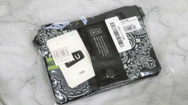 【KiU エチケットポーチ】ユニセックスなデザインで頑丈な、撥水加工生地のポーチです