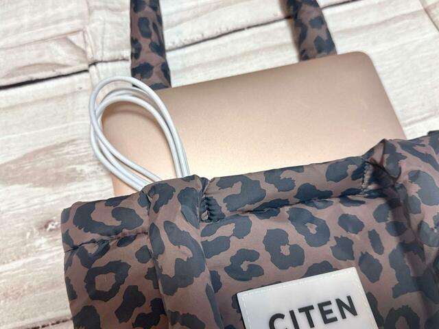 PCを持ち歩く日は、ノートPC+充電器のみを入れるサブバッグ的な使い方がおすすめ!