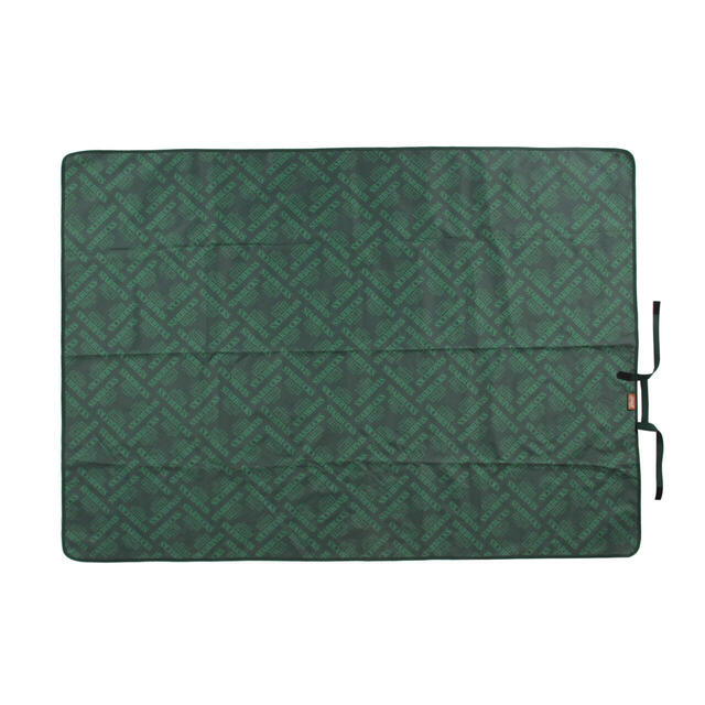 『STARBUCKS STAND by BEAMS Coleman レジャーシート』　/ ¥8,800【STARBUCKS STAND by BEAMS × Coleman】