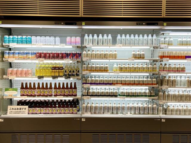 【MUJI Kitchen】ソフトドリンクはもちろん、クラフトビールの種類も豊富