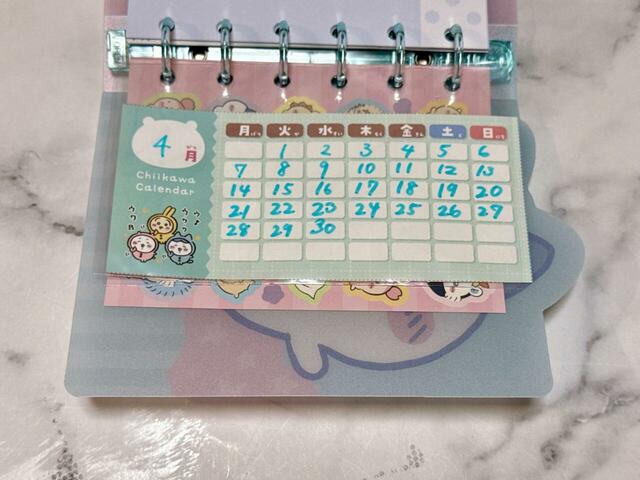 クリアポケットに入れます