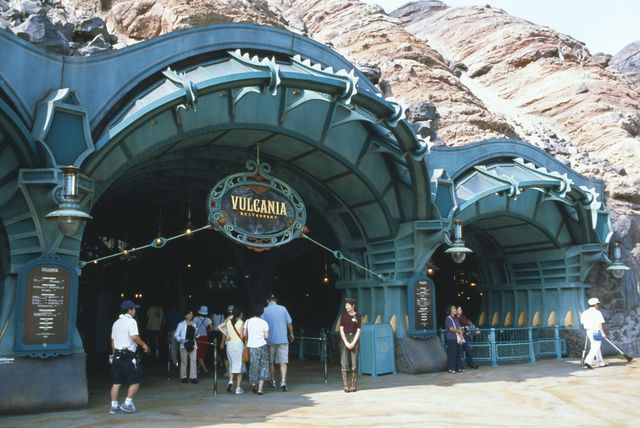 ヴォルケイニア・レストラン