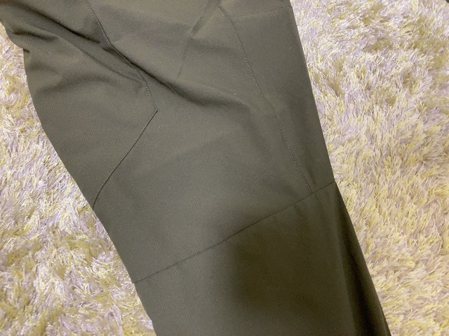 【ワークマン SOLOTEXバズライトストレッチ ジョガーパンツ】速乾性も特徴