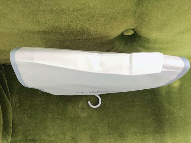 持ち手つきで便利