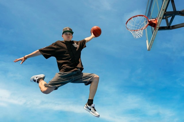 【NIKE / JORDAN BRAND】ビジュアルモデルにラッパーのMIYACHI氏を起用