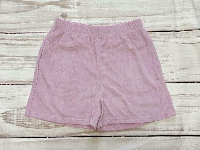 【GU（ジーユー）】ボトムはショートパンツ！