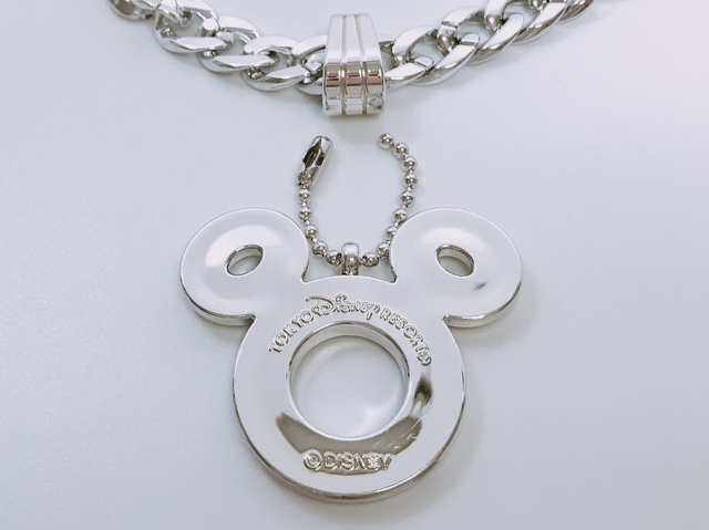 裏面にはロゴ入り