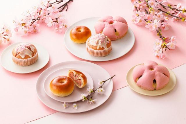 何個でも食べれちゃいそ〜！銀座の老舗パン屋「春限定の桜パン